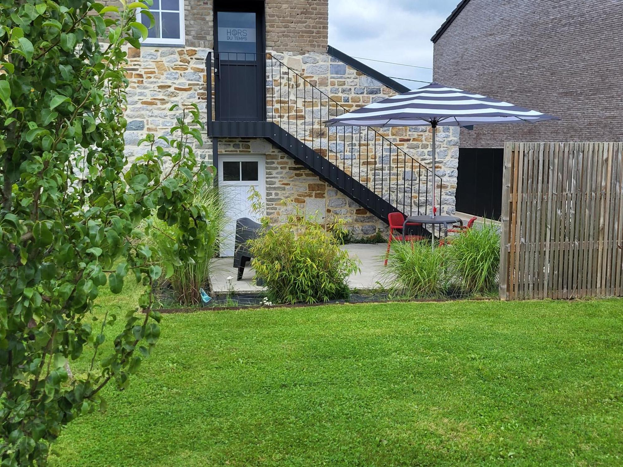 Hotel Hors Du Temps Gite Pour Deux Aywaille Exterior foto